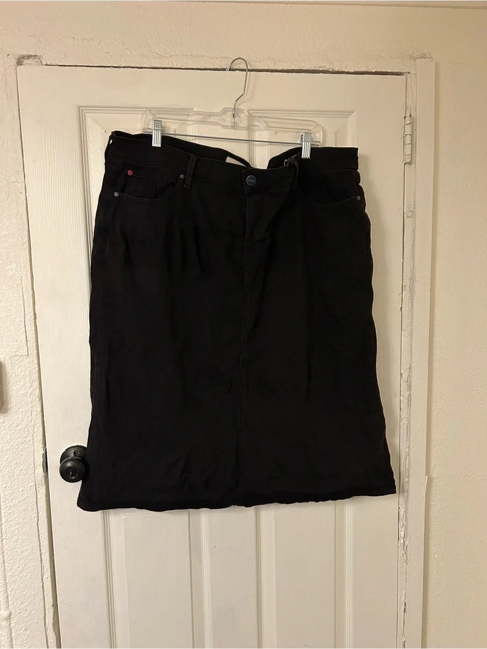 Slink long black denim Jean skirt size 20 Stretch Cotton Denim Skirt with small